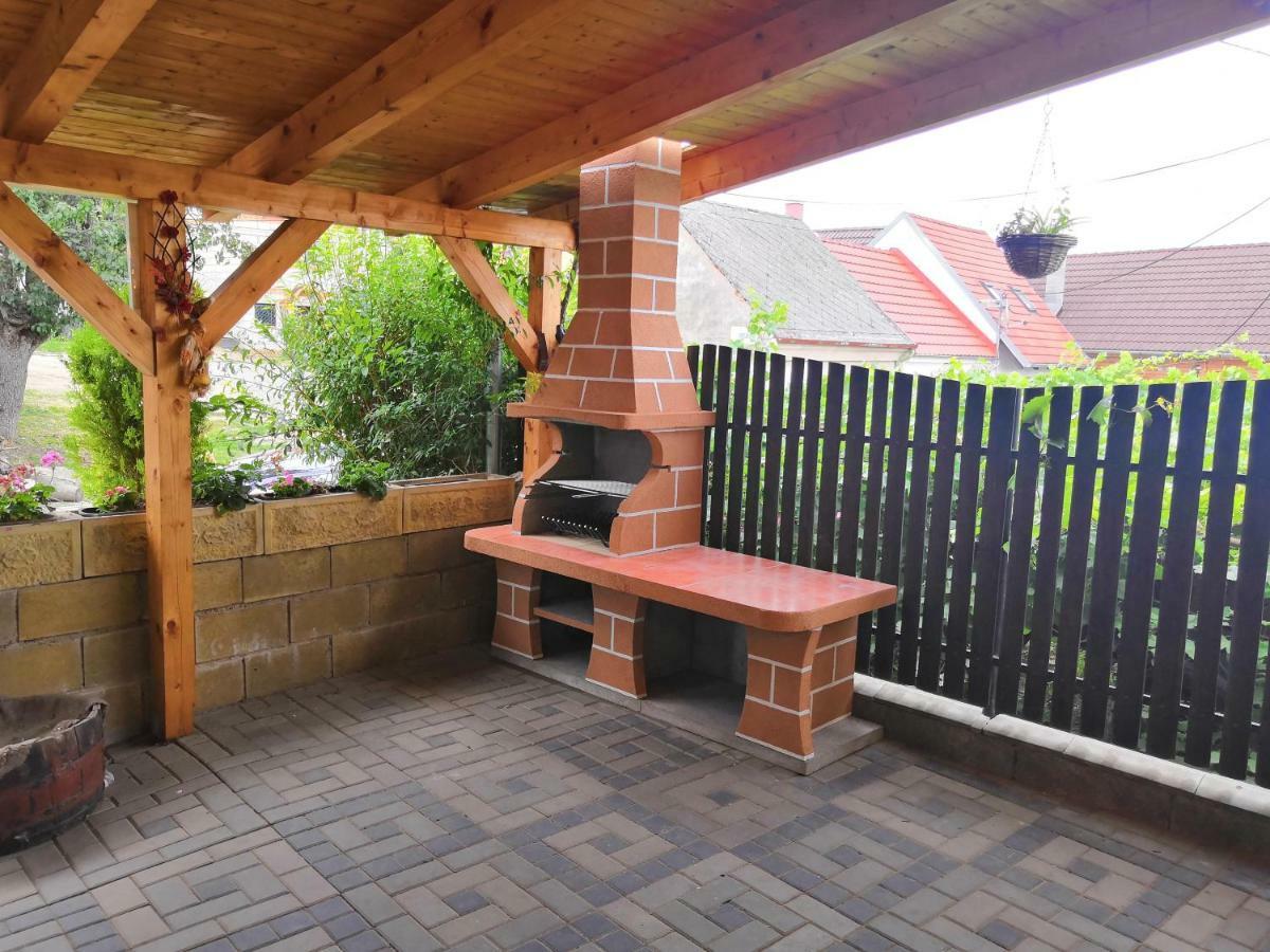 Apartman Marie Mutenice Exterior photo